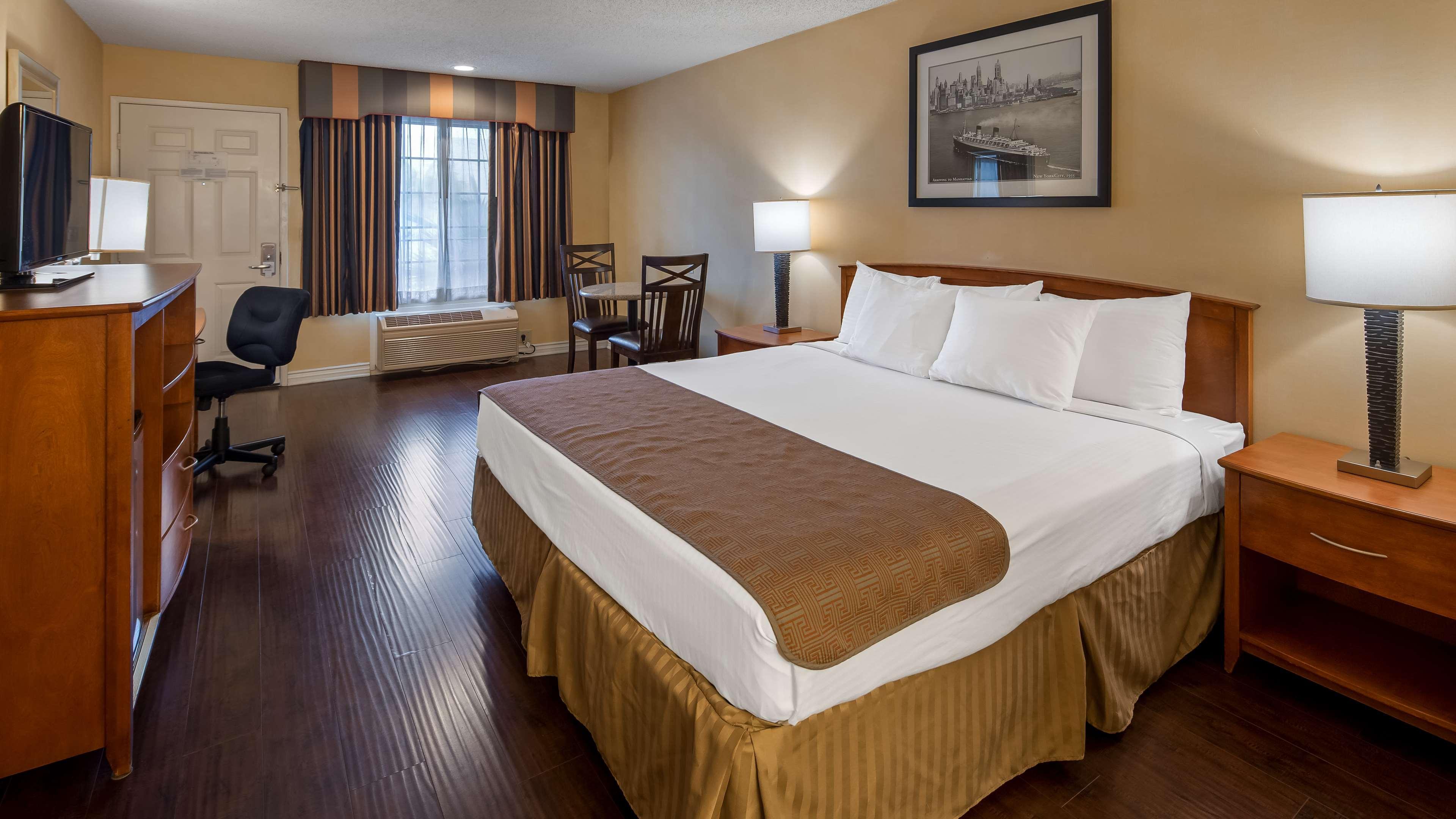 Best Western Palm Garden Inn Уестминстър Екстериор снимка